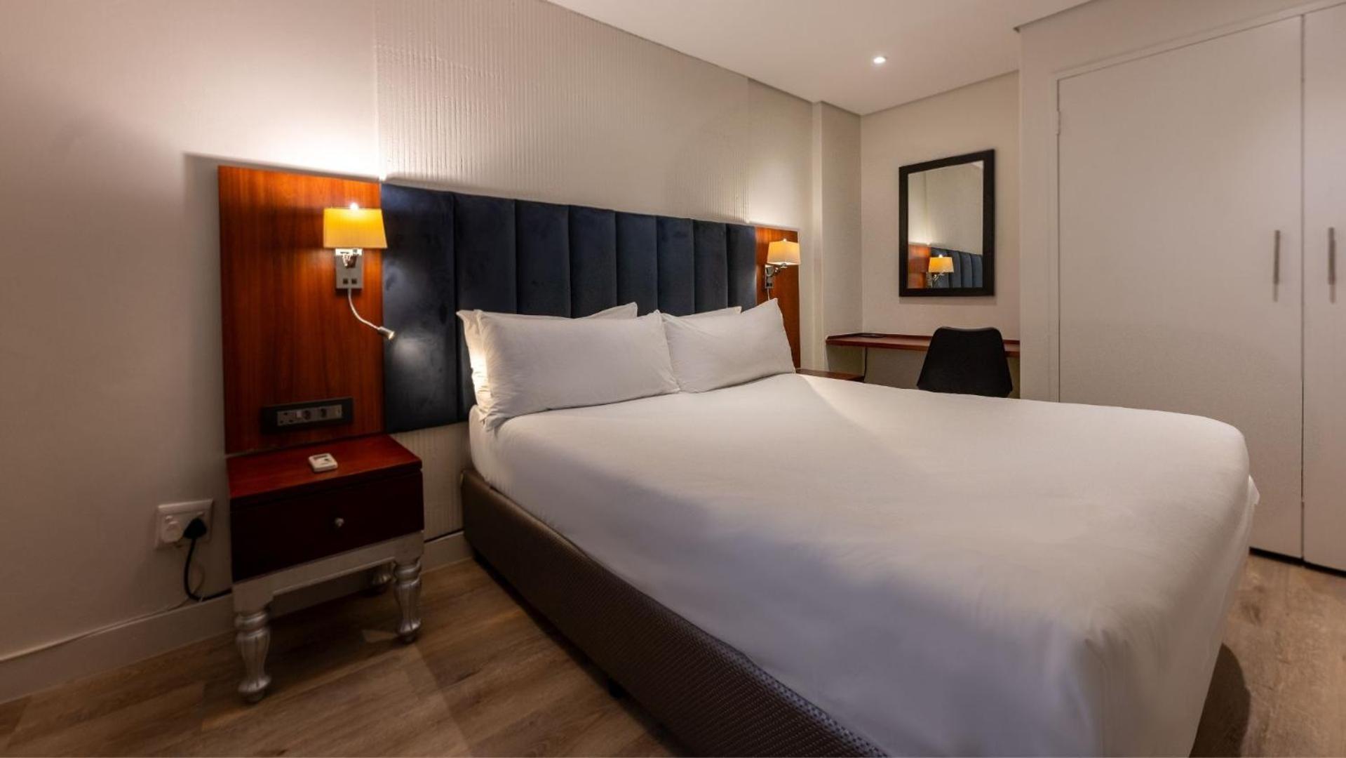 Anew Hotel Hatfield Pretoria Exterior photo