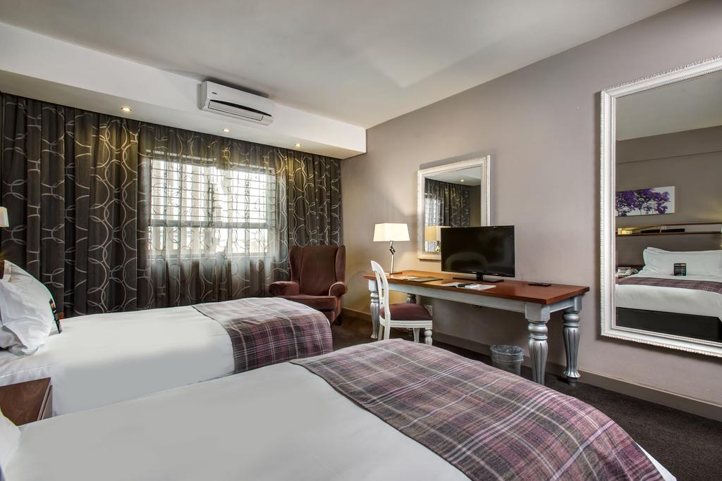 Anew Hotel Hatfield Pretoria Room photo